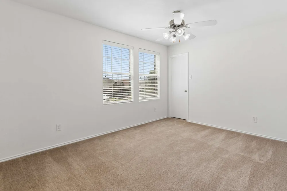 3800 Windy Point Drive Denton, TX 76208