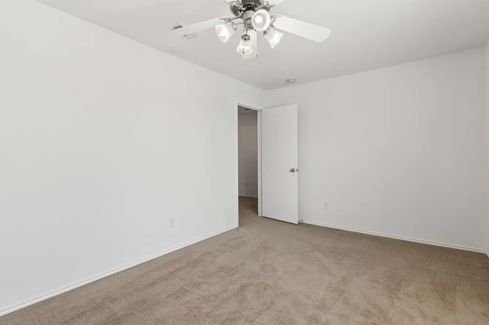 3800 Windy Point Drive Denton, TX 76208
