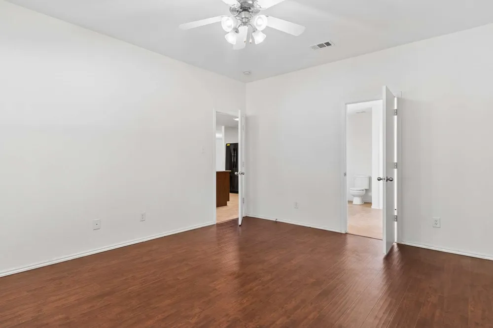 3800 Windy Point Drive Denton, TX 76208