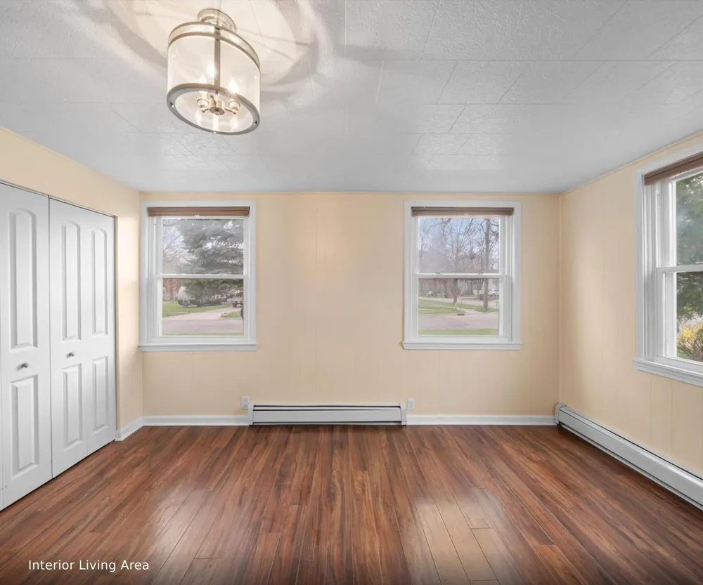 244 Cass Street Dundee, MI 48131