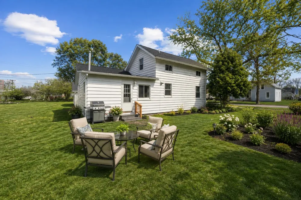 244 Cass Street Dundee, MI 48131