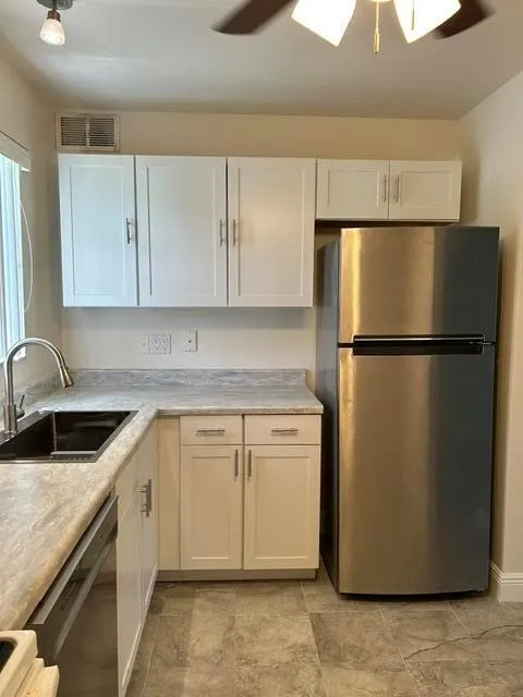 106 Lake Dora Drive West Palm Beach, FL 33411
