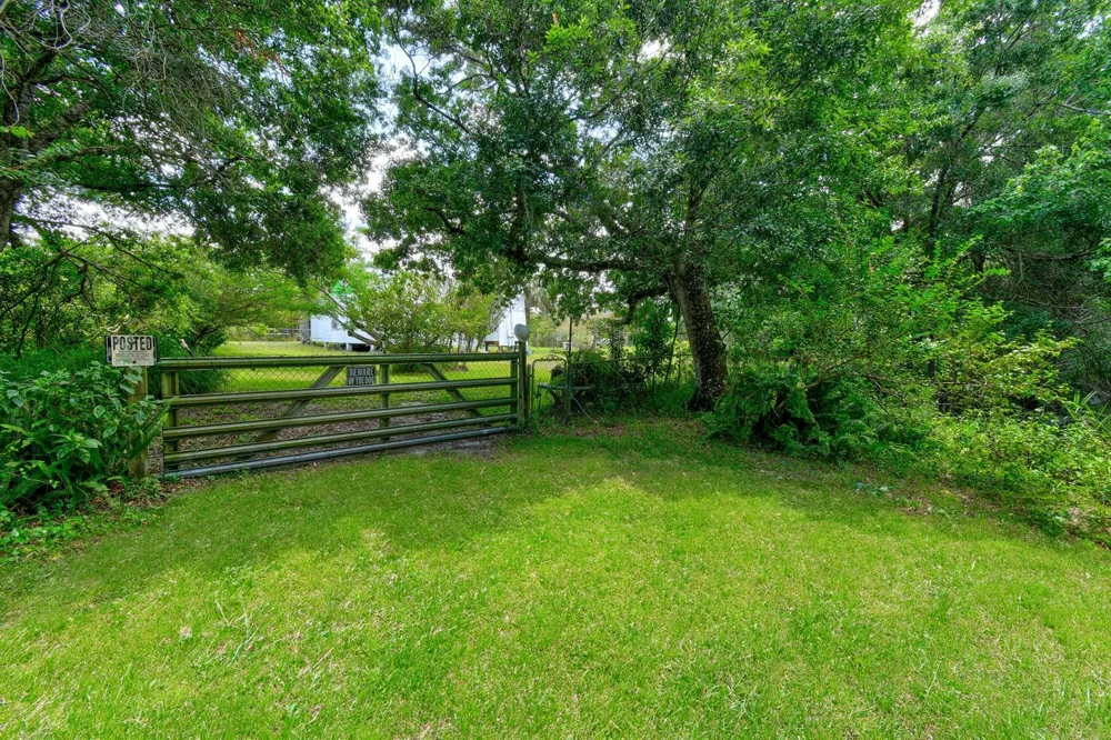 332 SW Salerno Road Stuart, FL 34997