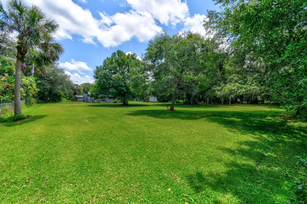 332 SW Salerno Road Stuart, FL 34997