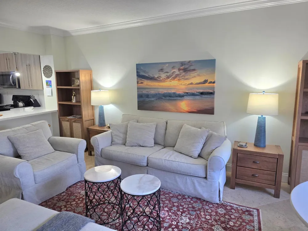 300 Uno Lago Drive #303 Juno Beach, FL 33408