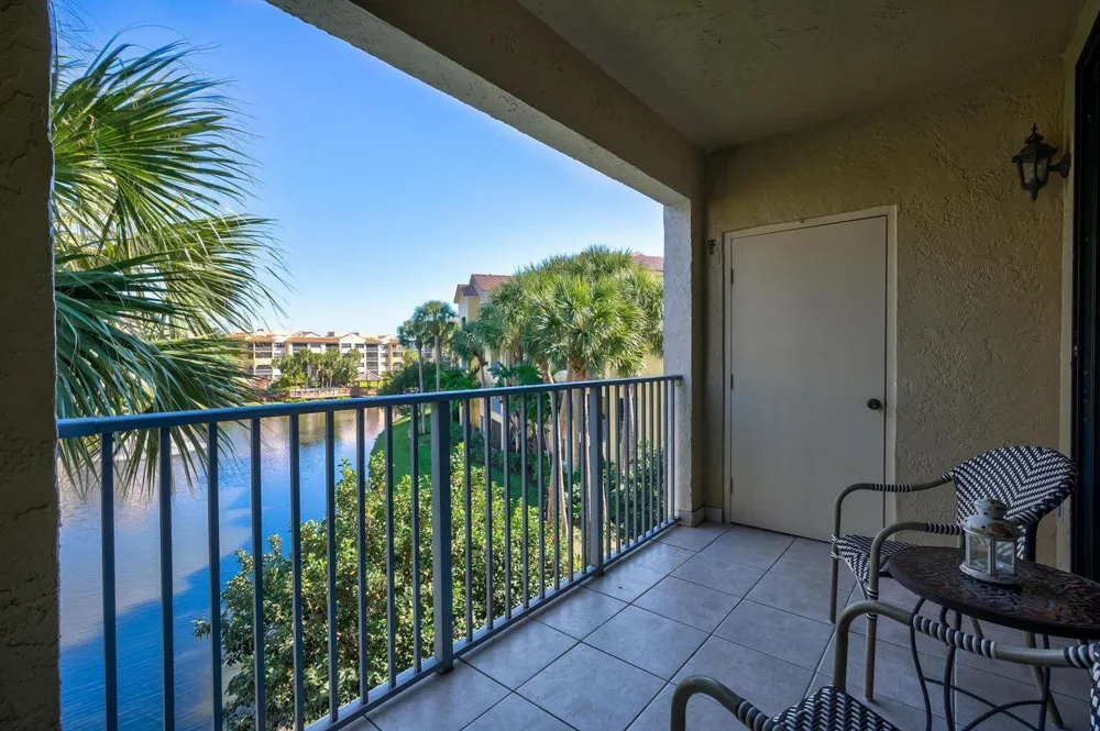 300 Uno Lago Drive #303 Juno Beach, FL 33408