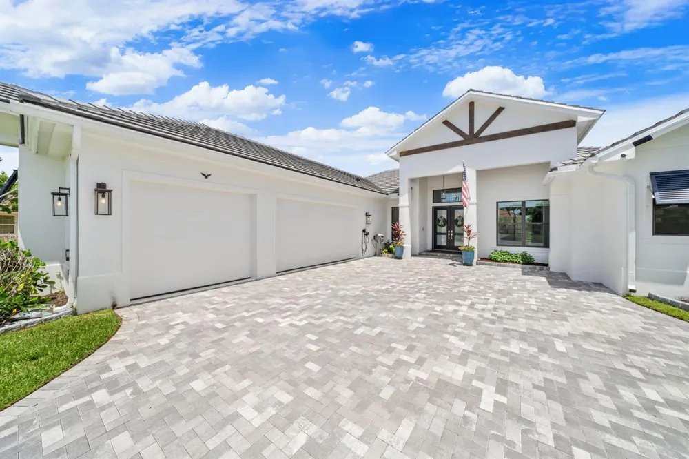 450 Stoney Brook Farm Court Vero Beach, FL 32968