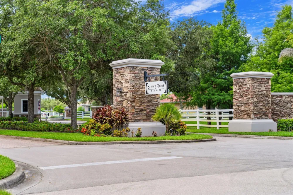 450 Stoney Brook Farm Court Vero Beach, FL 32968