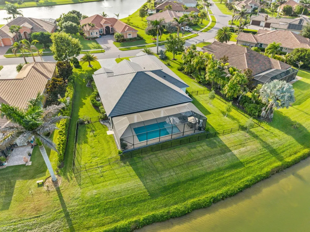 450 Stoney Brook Farm Court Vero Beach, FL 32968