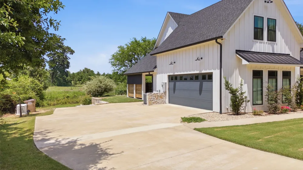 13054 CR 185 Bullard, TX 75757