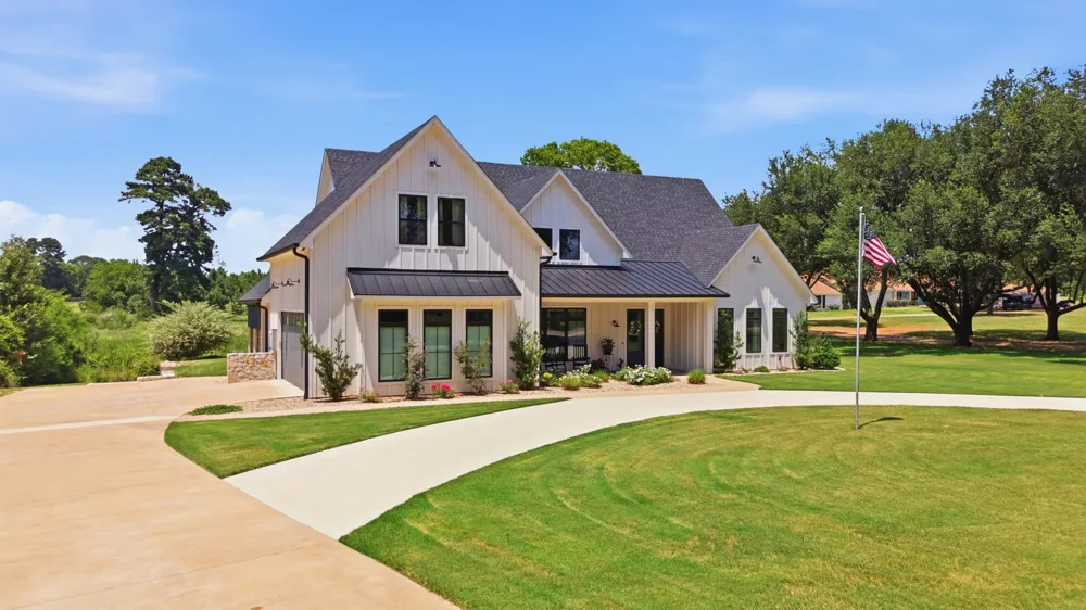 13054 CR 185 Bullard, TX 75757