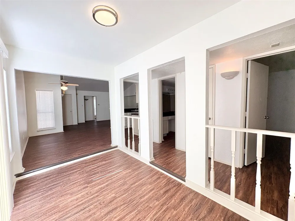 658 Stonehenge Drive Grand Prairie, TX 75052