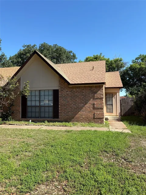 658 Stonehenge Drive