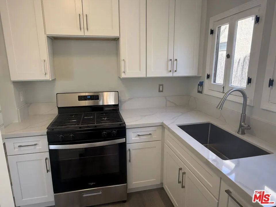 92 S Sunnyslope Avenue Pasadena, CA 91107