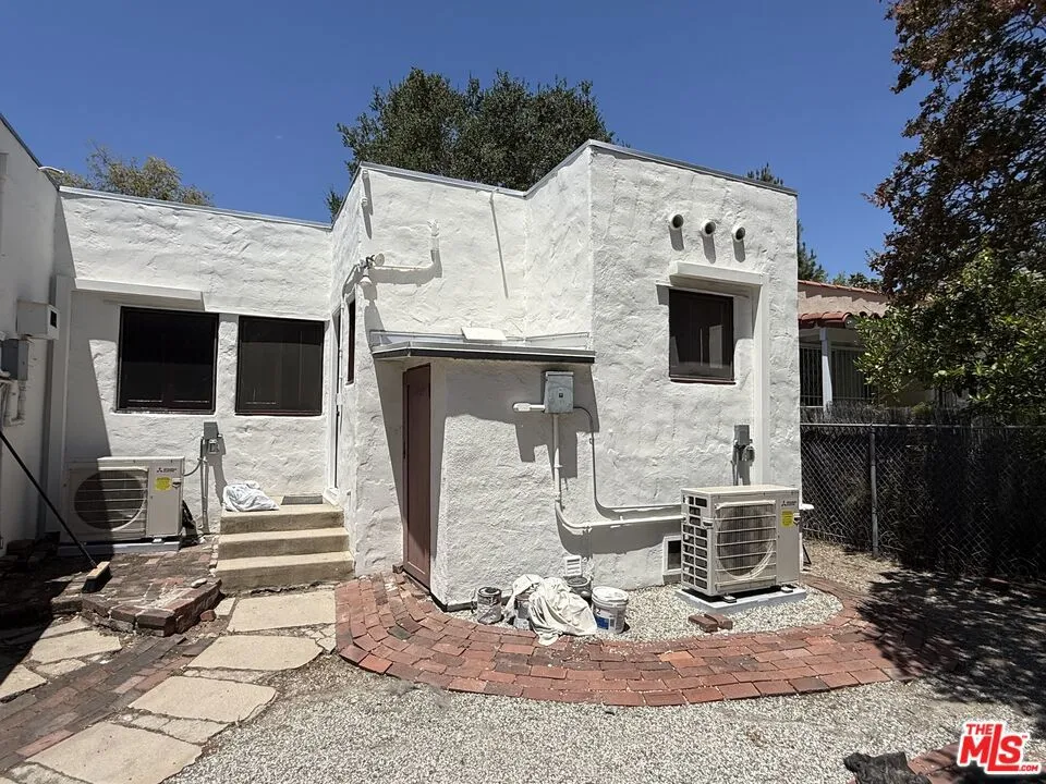92 S Sunnyslope Avenue Pasadena, CA 91107
