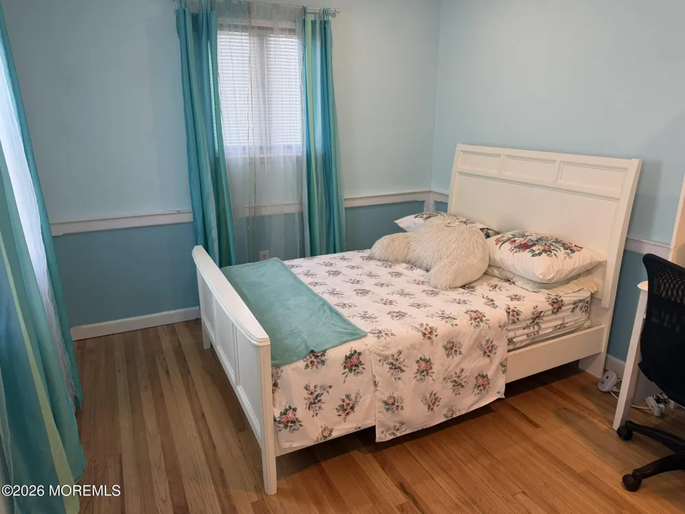 652 Holly Lane North Brunswick, NJ 08902