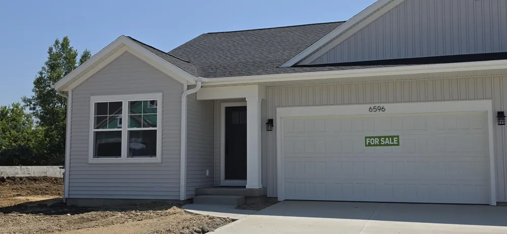6596 Bellflower Drive SW #10 Zeeland Charter Township, MI 49464