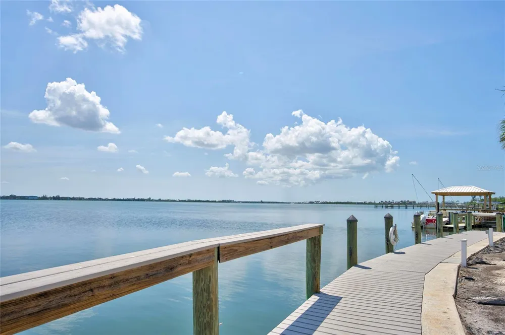 5055 BEACH ROAD #101 Englewood, FL 34223