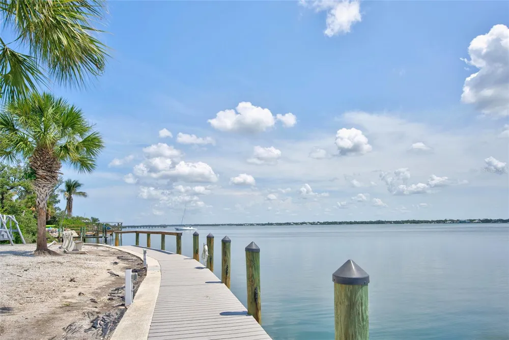 5055 BEACH ROAD #101 Englewood, FL 34223