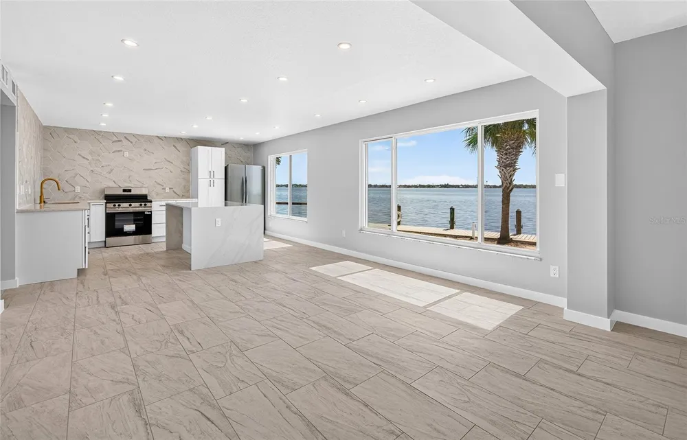 5055 BEACH ROAD #101 Englewood, FL 34223