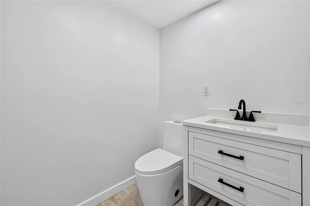 5055 BEACH ROAD #101 Englewood, FL 34223