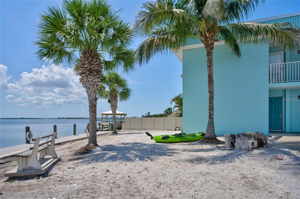 5055 BEACH ROAD #101 Englewood, FL 34223