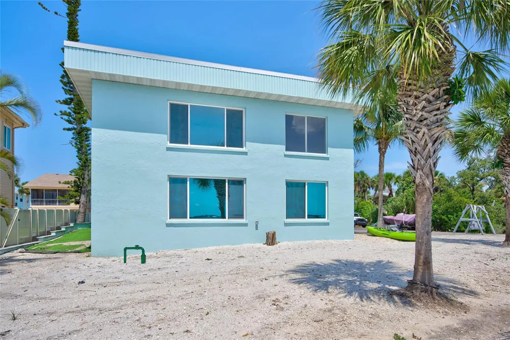 5055 BEACH ROAD #101 Englewood, FL 34223