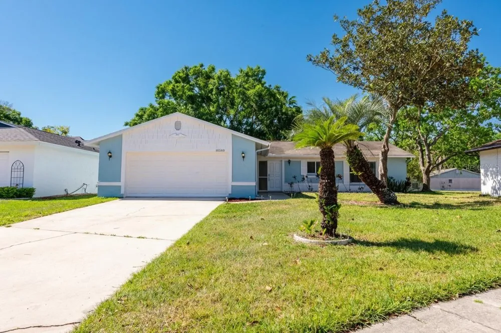 10330 LICORICE WAY Orlando, FL 32821