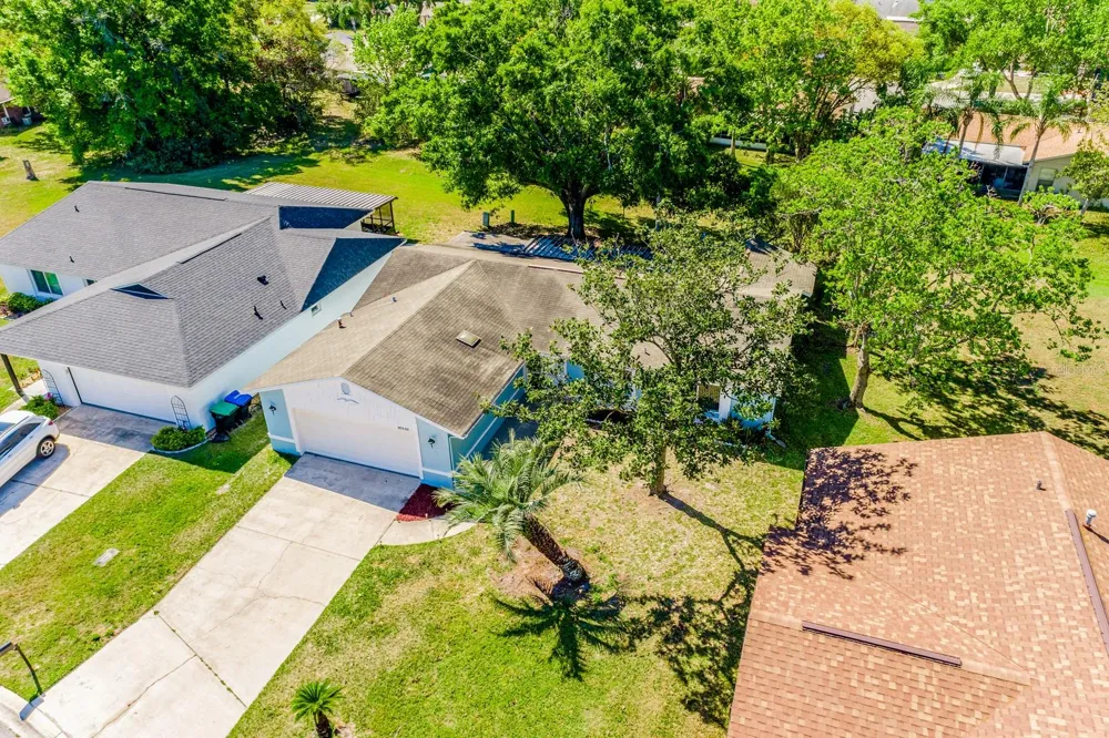 10330 LICORICE WAY Orlando, FL 32821