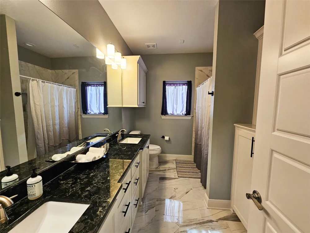 897 County Road 2320 Mineola, TX 75773