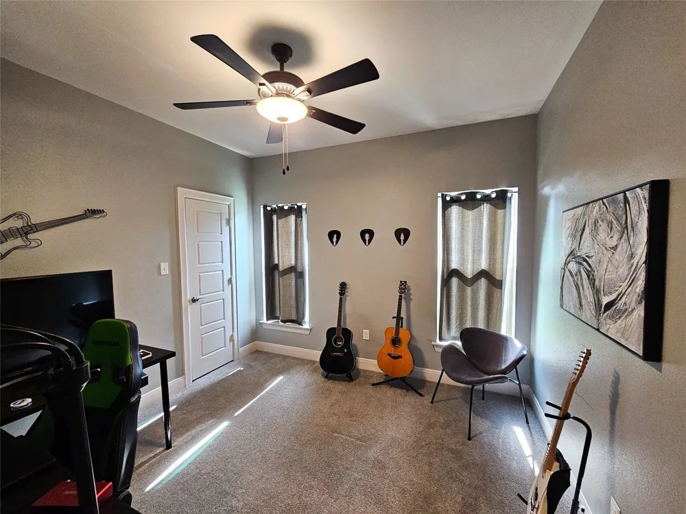 897 County Road 2320 Mineola, TX 75773