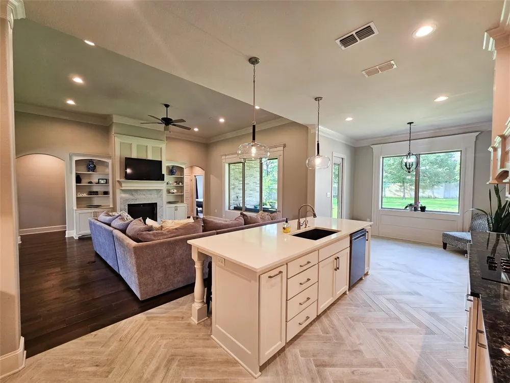 897 County Road 2320 Mineola, TX 75773