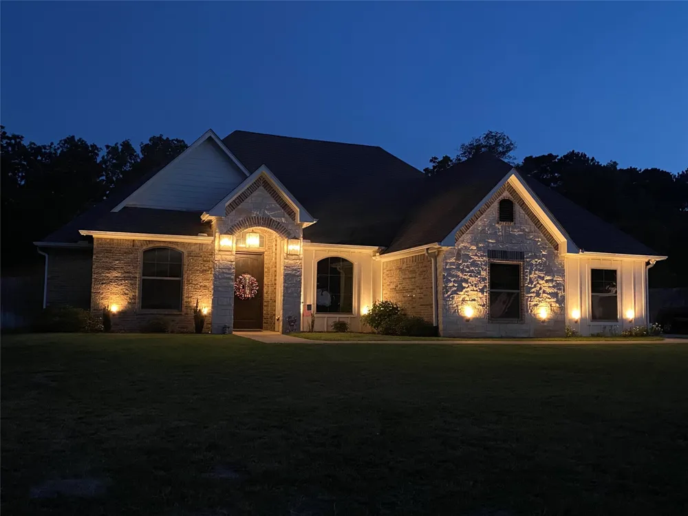 897 County Road 2320 Mineola, TX 75773