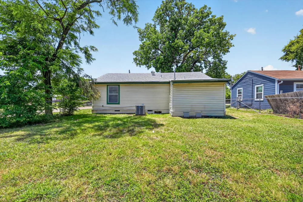 4450 Percy Street Lancaster, TX 75134