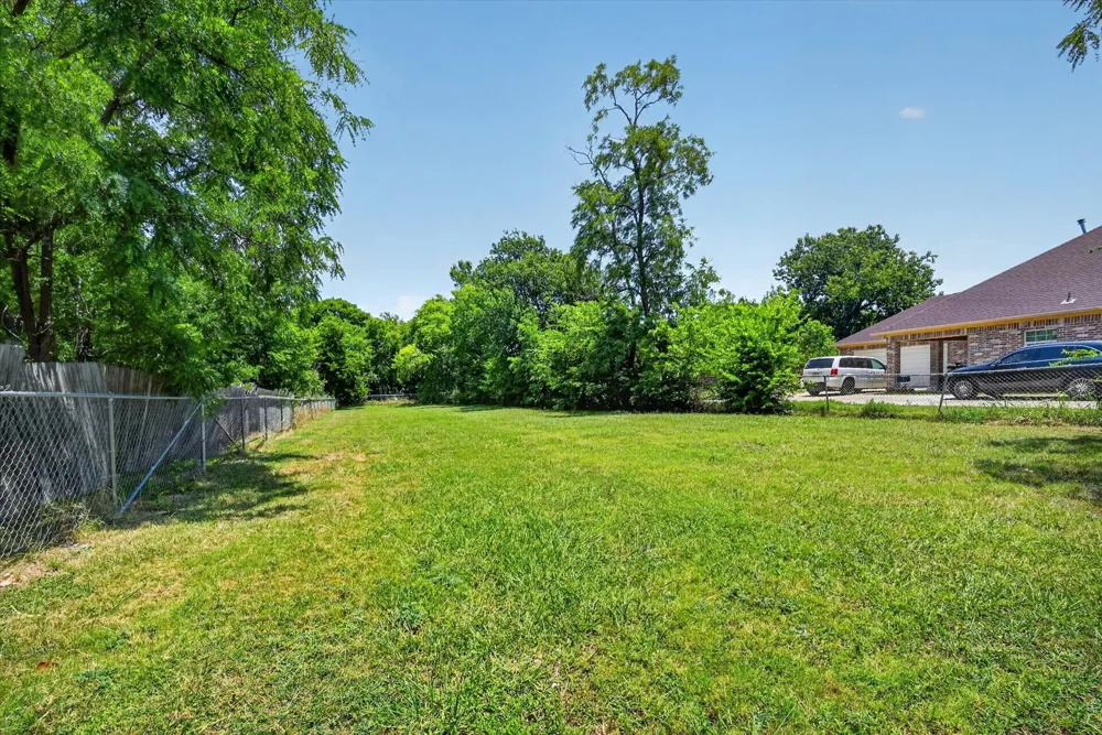 4450 Percy Street Lancaster, TX 75134