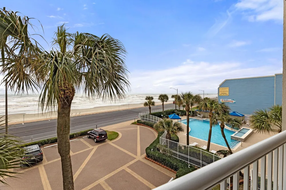7700 Seawall Boulevard #308 Galveston, TX 77551