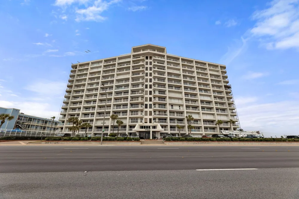7700 Seawall Boulevard #308 Galveston, TX 77551