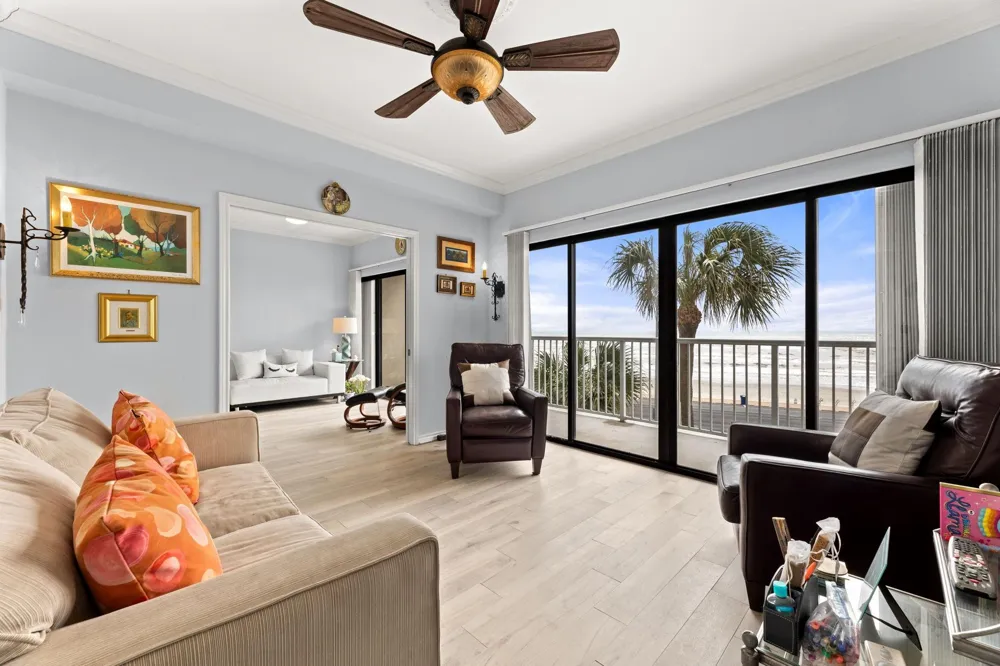 7700 Seawall Boulevard #308 Galveston, TX 77551