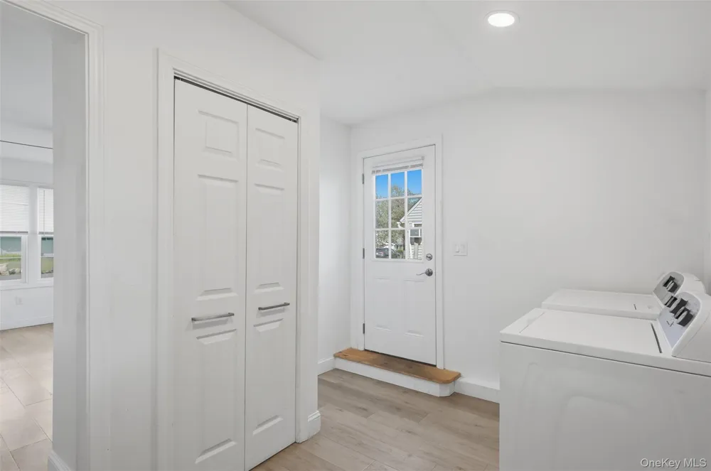 22 Jumping Brook Lane Kingston, NY 12401