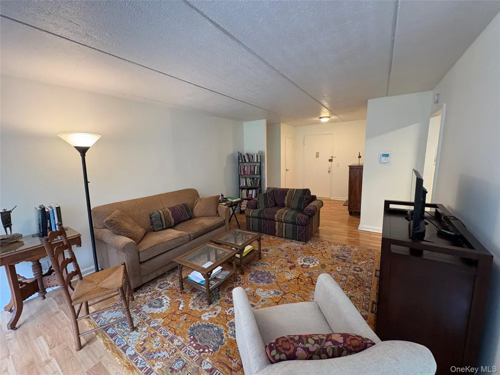 412 Benedict Avenue #2A Tarrytown, NY 10591