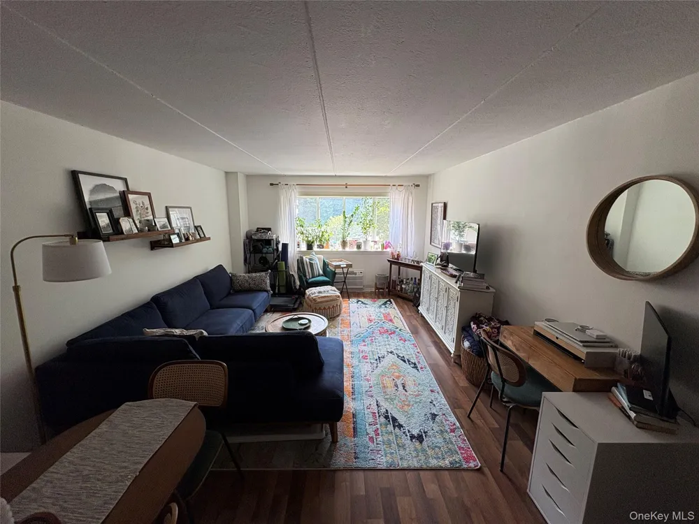 412 Benedict Avenue #1E Tarrytown, NY 10591