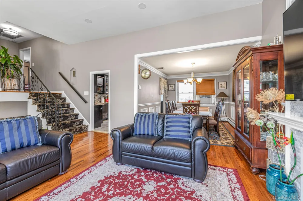 80 Rosalie Court East Meadow, NY 11554