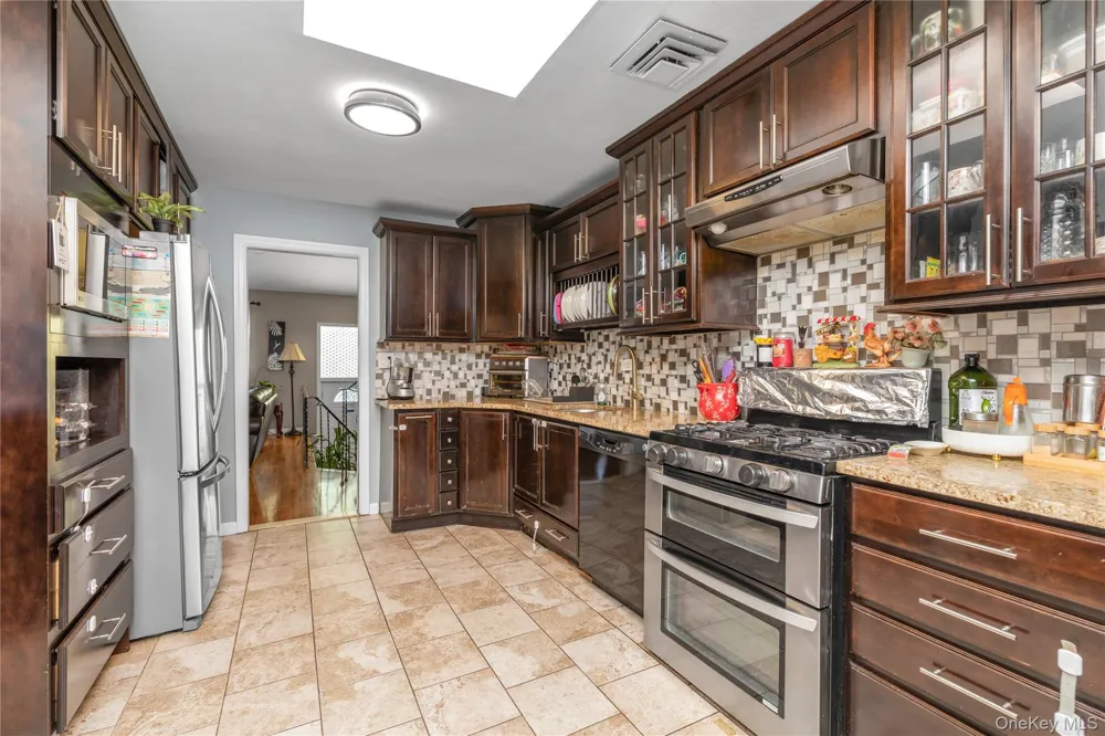 80 Rosalie Court East Meadow, NY 11554