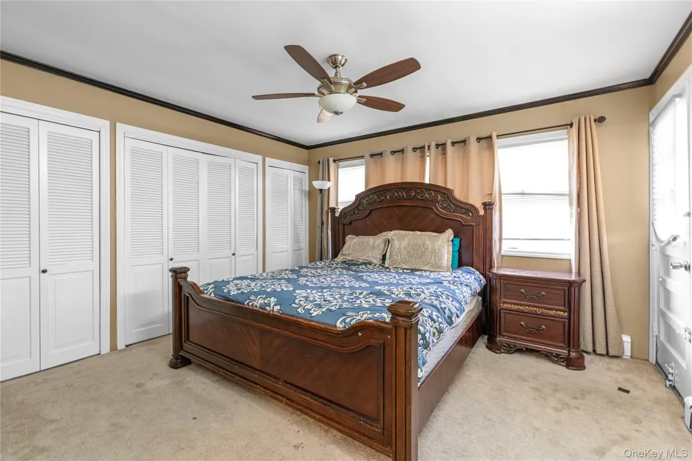 80 Rosalie Court East Meadow, NY 11554