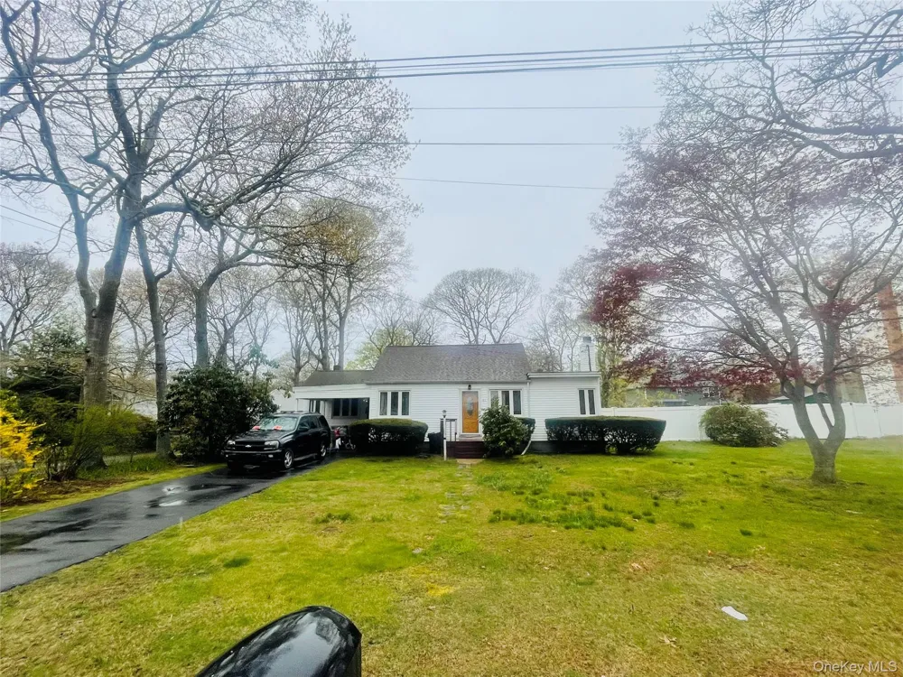 66 Corbin Avenue Shirley, NY 11967