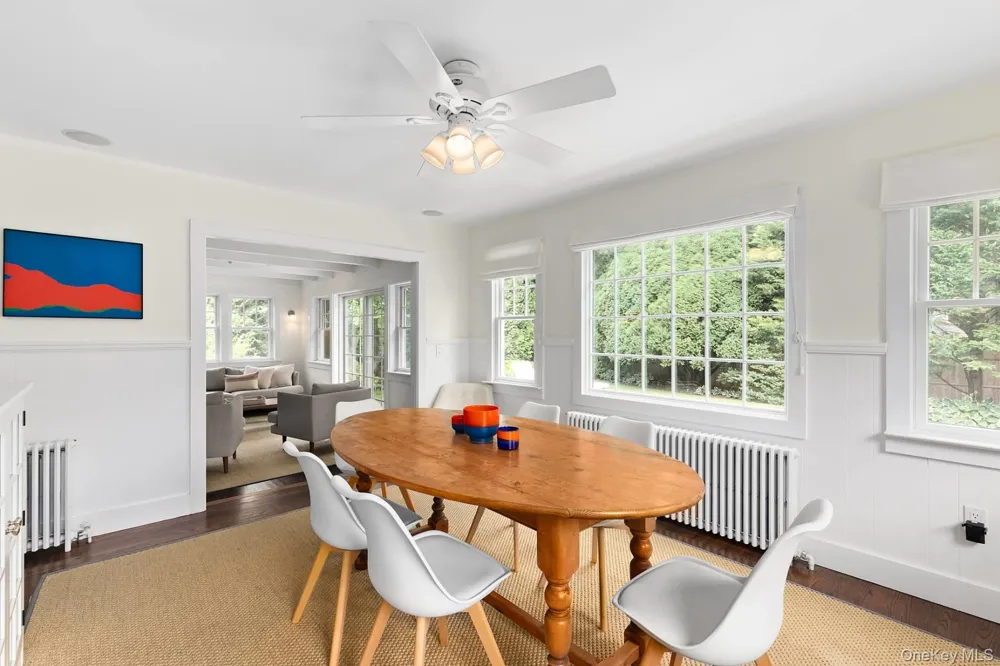 98 Sherrill Road East Hampton, NY 11937
