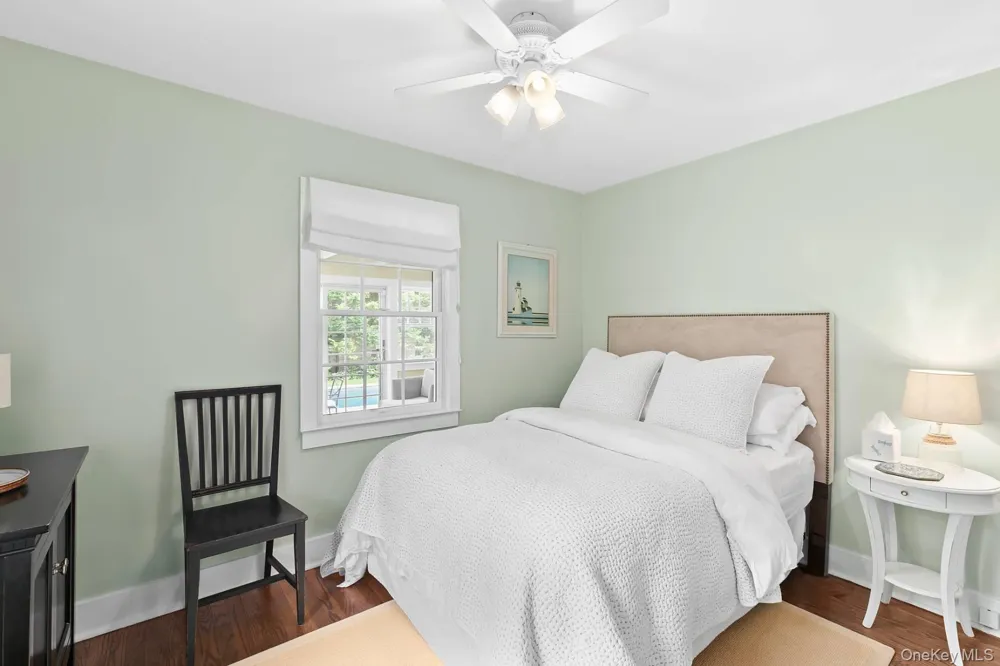 98 Sherrill Road East Hampton, NY 11937