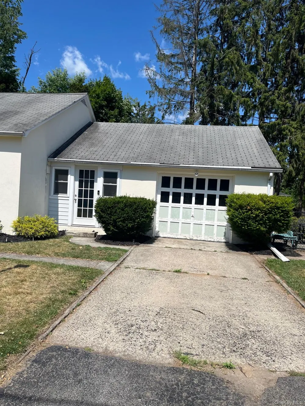 1067 Codwise Street Kingston, NY 12401