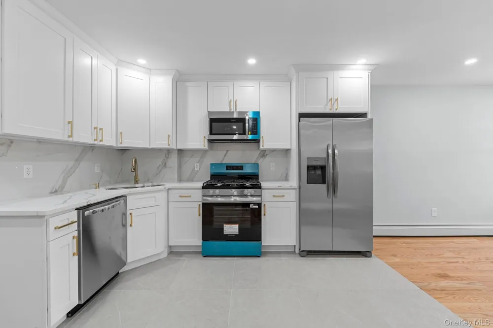 24 E 55th Street Brooklyn, NY 11203