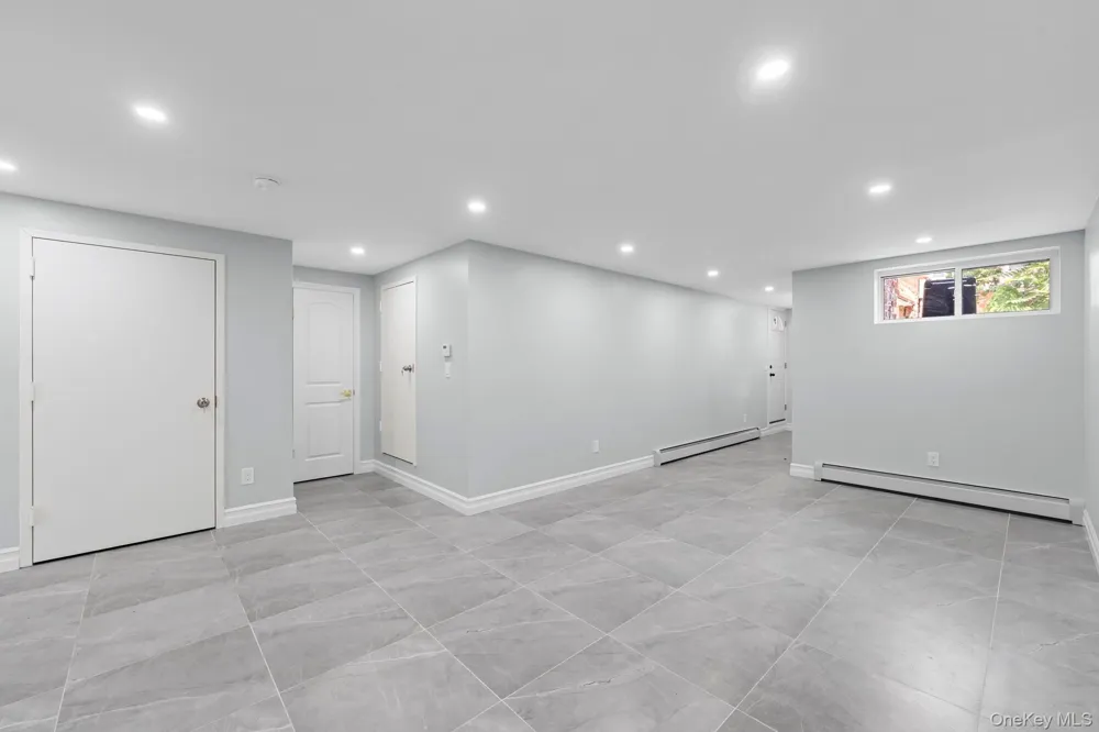 24 E 55th Street Brooklyn, NY 11203